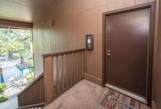 Photo #4: 224075434 Listing