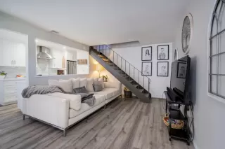 Photo #1: 224075535 Listing