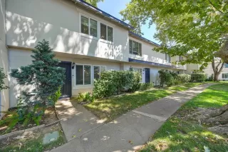 Photo #3: 224076287 Listing