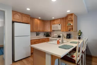 Photo #3: 224076430 Listing 