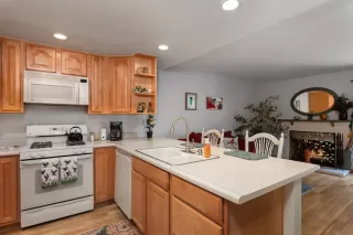 Photo #6: 224076430 Listing 