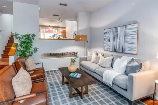 Photo #5: 224076726 Listing