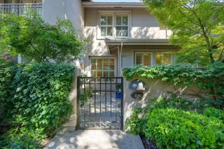 Photo #2: 224076811 Listing