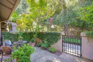 Photo #3: 224076811 Listing