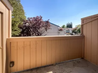 Photo #5: 224076918 Listing