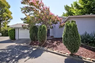 Photo #3: 224076967 Listing 