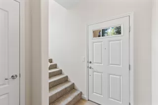 Photo #6: 224077011 Listing