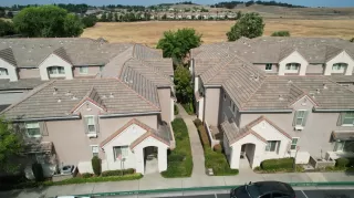 Photo #1: 224077368 Listing