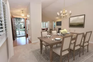 Photo #5: 224077444 Listing 