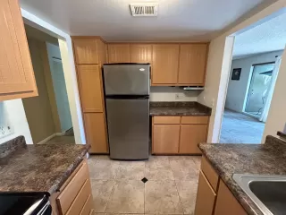 Photo #2: 224077453 Listing