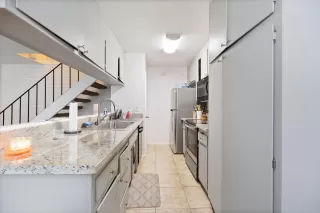 Photo #5: 224077908 Listing 