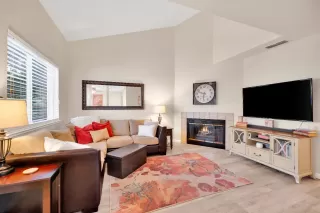 Photo #5: 224078323 Listing