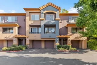 Photo #1: 224079078 Listing