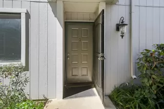 Photo #3: 224079390 Listing