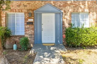 Photo #2: 224079536 Listing 