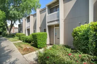 Photo #2: 224079695 Listing 