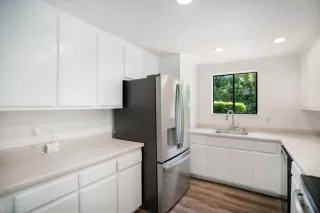 Photo #6: 224079695 Listing 
