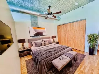 Photo #6: 224079707 Listing