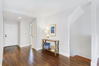 Photo #4: 224079778 Listing 