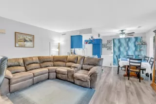 Photo #5: 224080518 Listing