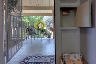 Photo #5: 224080675 Listing 