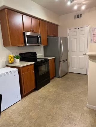 Photo #4: 224080748 Listing