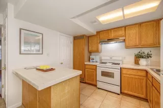 Photo #6: 224080922 Listing 