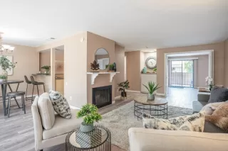 Photo #1: 224081571 Listing