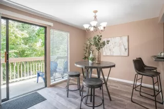 Photo #4: 224081571 Listing