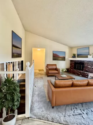 Photo #1: 224081667 Listing