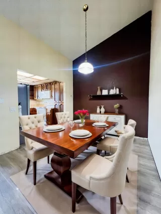 Photo #2: 224081667 Listing