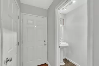 Photo #4: 224081799 Listing