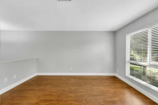 Photo #6: 224081799 Listing