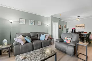 Photo #5: 224082571 Listing