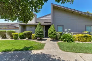 Photo #2: 224082607 Listing 