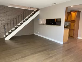 Photo #5: 224083246 Listing 