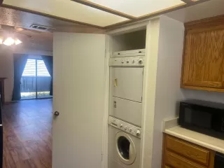 Photo #4: 224083351 Listing 