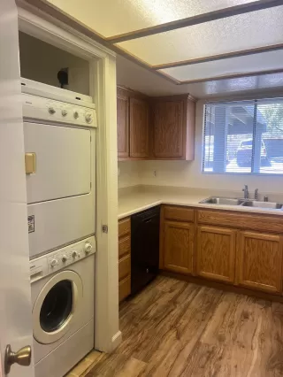 Photo #6: 224083351 Listing 