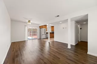 Photo #4: 224083434 Listing 