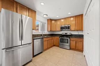 Photo #5: 224083434 Listing 