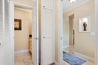 Photo #5: 224083524 Listing