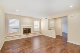 Photo #3: 224084162 Listing