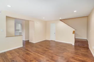 Photo #4: 224084162 Listing