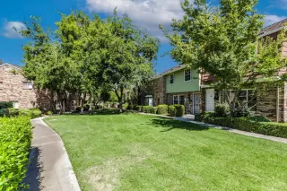 Photo #3: 224084266 Listing