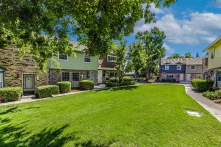 Photo #4: 224084266 Listing