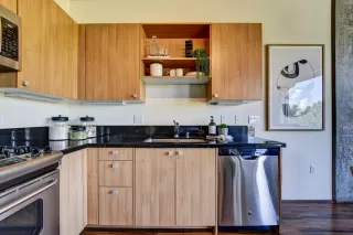 Photo #4: 224084926 Listing