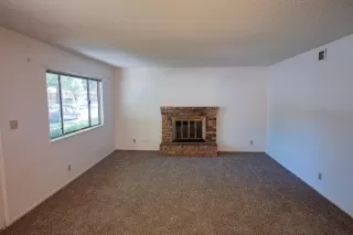 Photo #3: 224085222 Listing