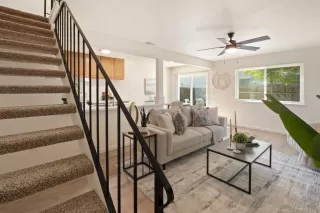 Photo #5: 224085319 Listing