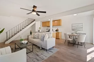 Photo #6: 224085319 Listing