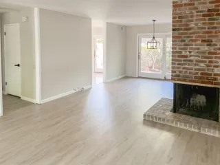 Photo #1: 224085699 Listing